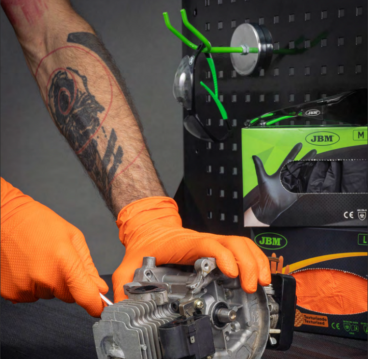 HANSKER OG VERNEUTSTYR